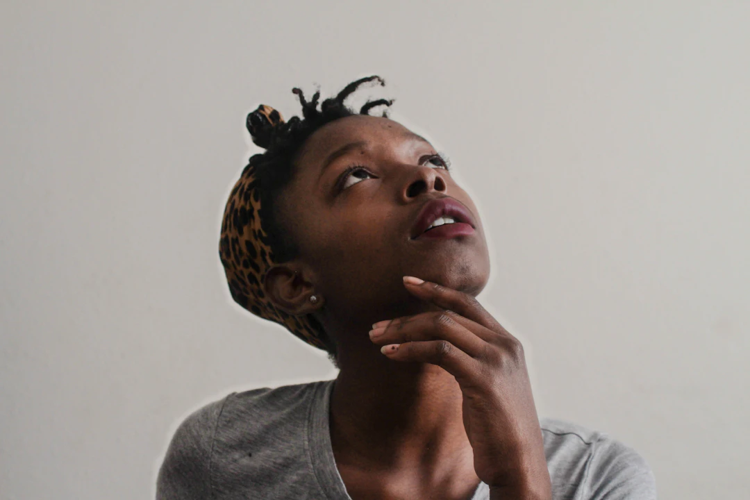Signs a Capricorn woman likes you